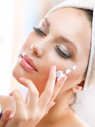 skin rejuvenation cream application